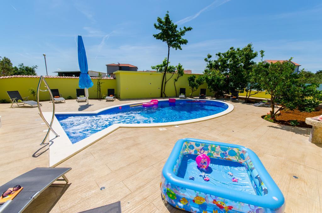 Apartments Petra Trogir Exterior photo