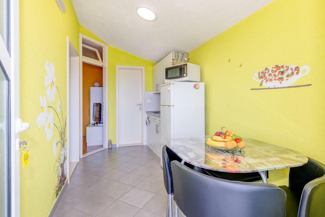 Apartments Petra Trogir Exterior photo