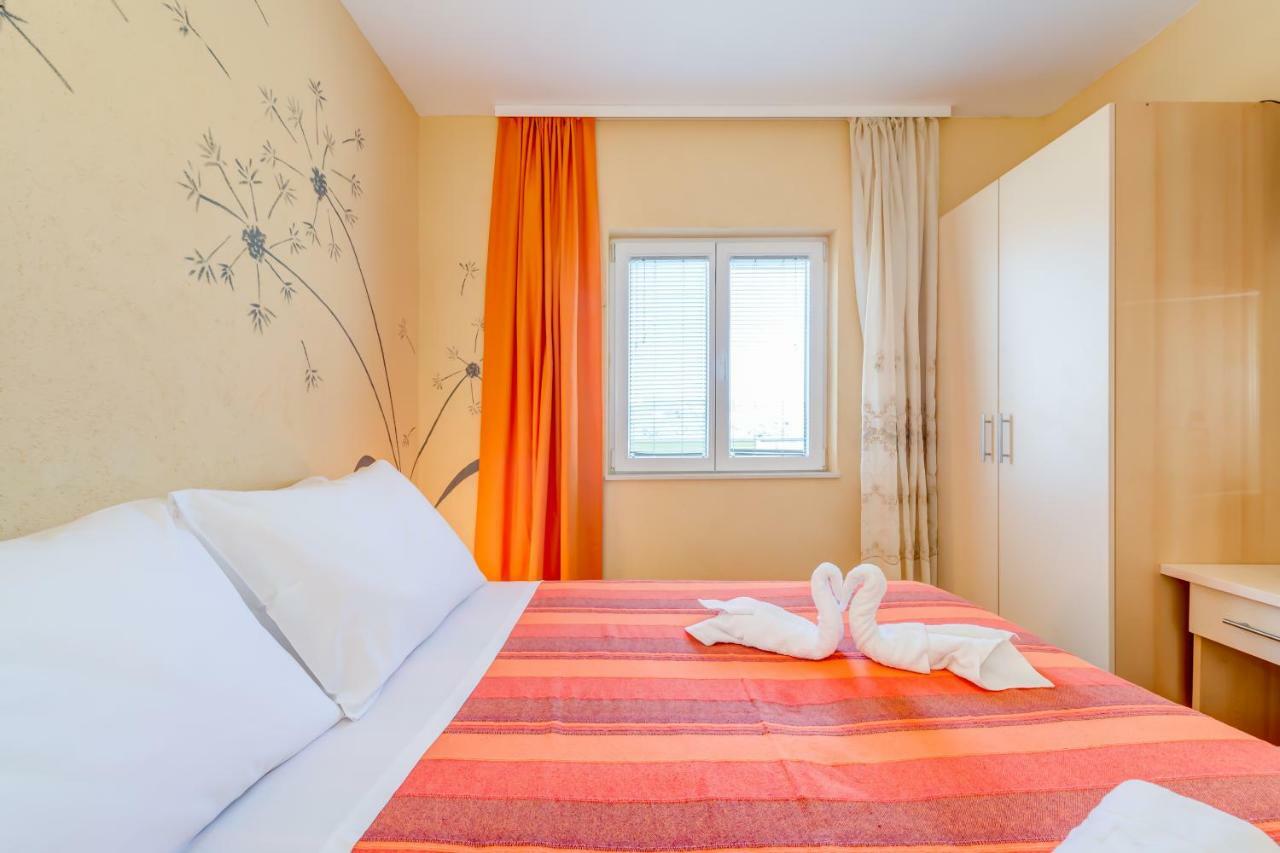 Apartments Petra Trogir Exterior photo