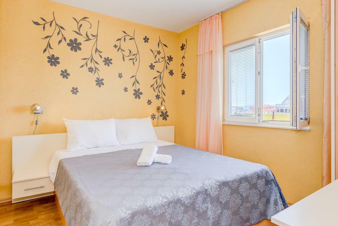 Apartments Petra Trogir Exterior photo