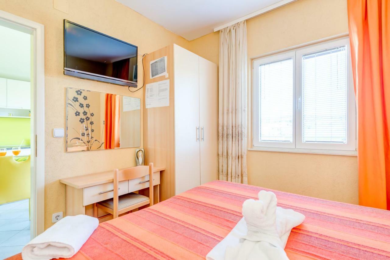 Apartments Petra Trogir Exterior photo